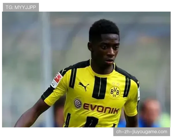 光速胜利惹人羡，多特教练主动求合照，多特训练师